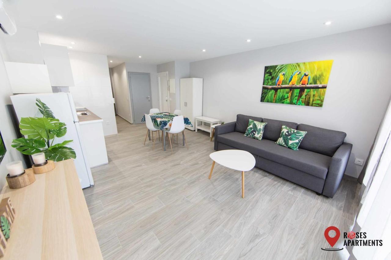 Roses Apartments Tropical Loft Vista Mar Lateral Exteriör bild